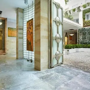 Palazzo Beltrade By Halldis Italy